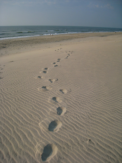 footprints Flickr CC user khdc